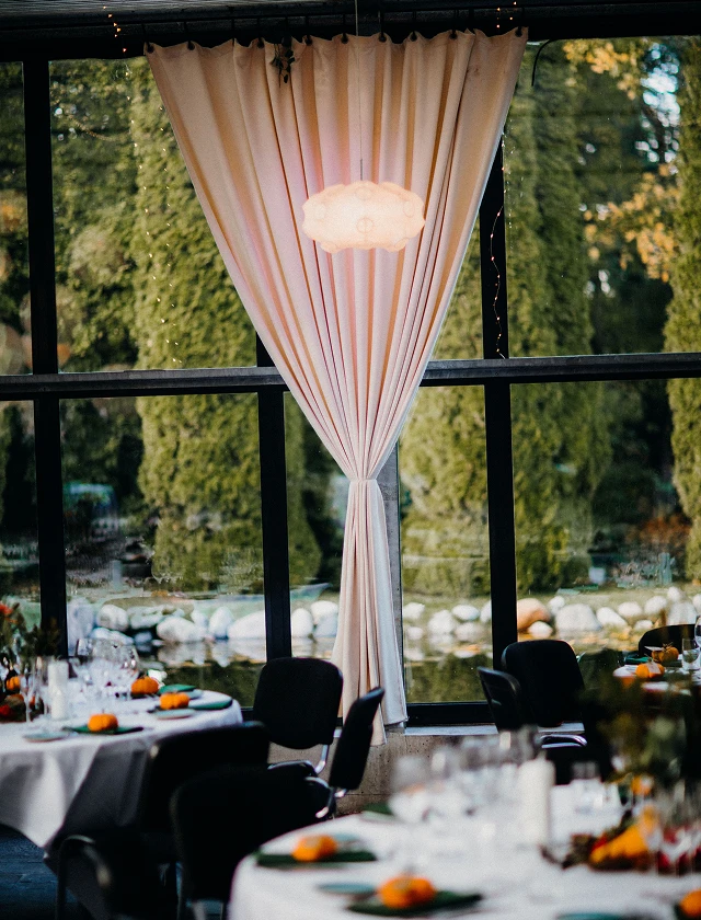 Host a memorable meal